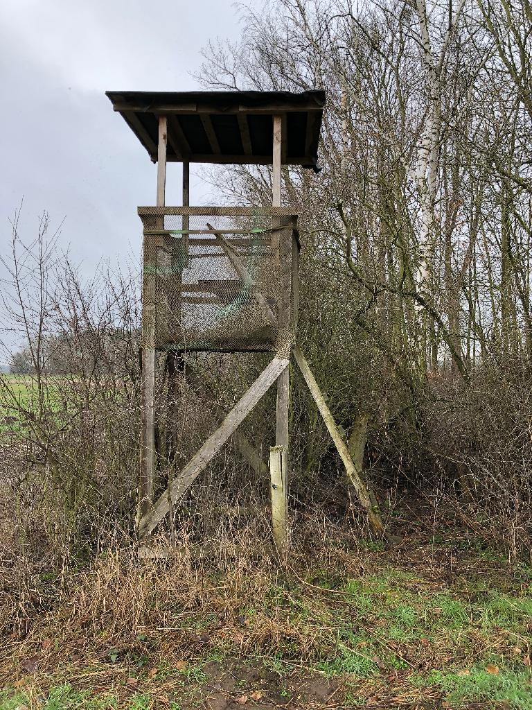 Hochstand offen, von vorne