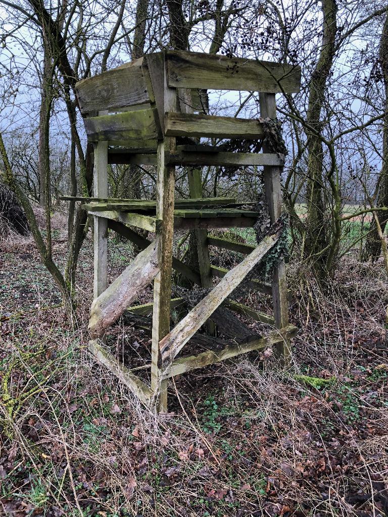 kleiner Hochstand