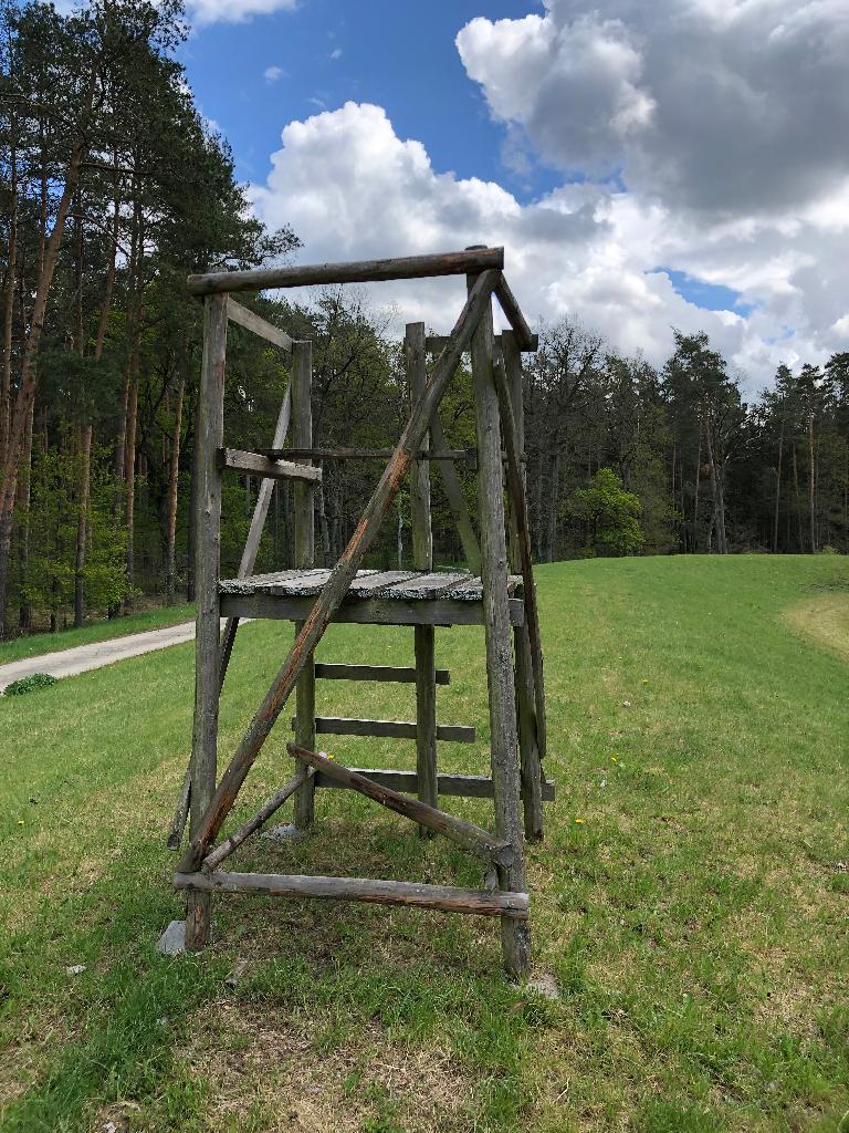 kleiner Hochsitz, offen